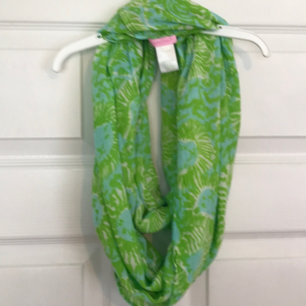 Lilly Pulitzer infinity scarf